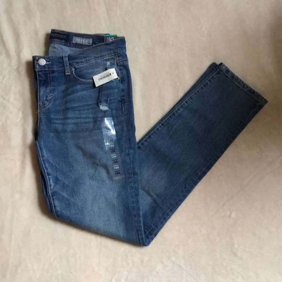Aeropostale Denim - NWT Aeropostale Low-rise Skinny Jeans